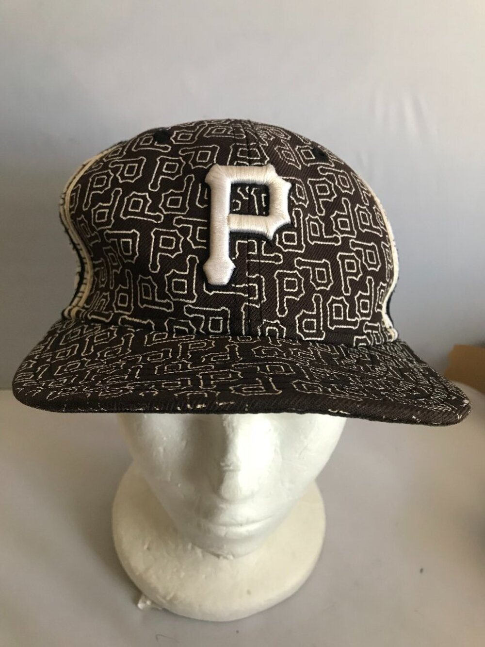 Pittsburgh Pirates Cap New Era 59Fifty Emb. Fitted Hat Size 7 Brown & White